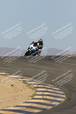 media/Mar-28-2022-Superbike Trackdays (Mon) [[b8603d0f67]]/Open Track Time/Turns 9 and 10/